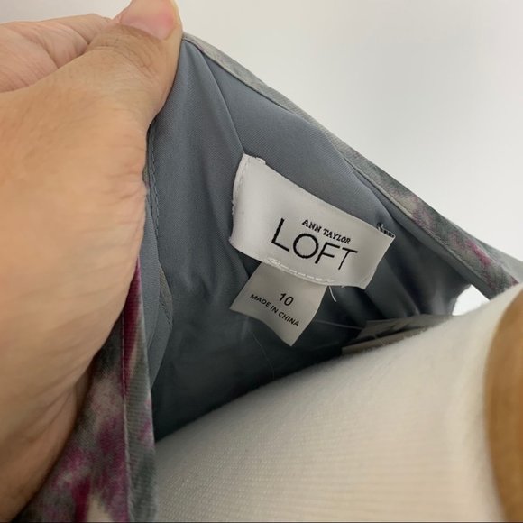 LOFT Multicolor Print Ruffle Dress Size 10 - Picture 8 of 9